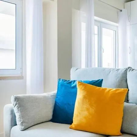 Apartment A Coastal Retreat In Oeiras Paco de Arcos