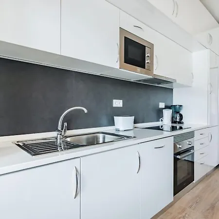 Oeiras Modern And Spacious Flat * Paço de Arcos