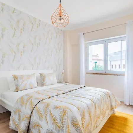 Apartment A Coastal Retreat In Oeiras Paco de Arcos