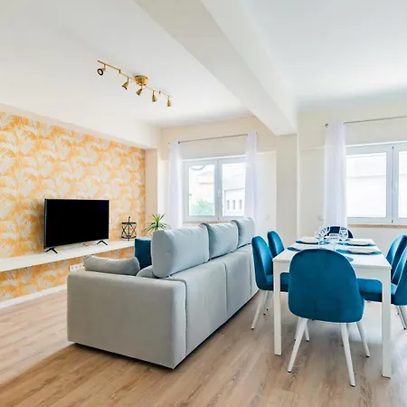 Oeiras Modern And Spacious Flat *