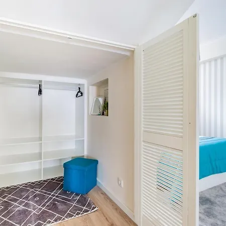 Apartment Oeiras Modern And Spacious Flat Paço de Arcos